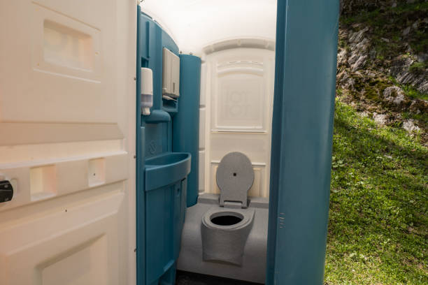 Best Portable restroom trailer rental  in Los Ranchos De Albuquerque, NM